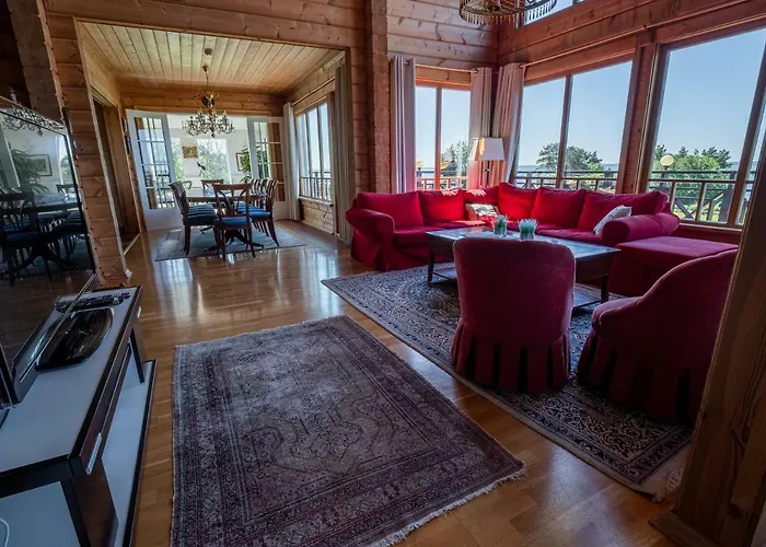 Lohusalo I With Sauna Villa